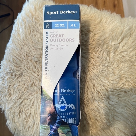 BERKEY-SPORT BERKEY WATER FILTRATION SYSTEM. 22oz or .6 L. New-Never used